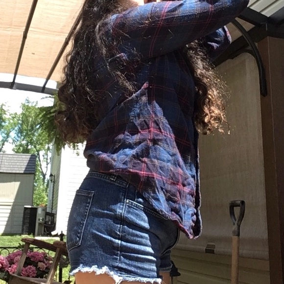 🥀RED/BLUE FLANNEL🥀 - Picture 2 of 3